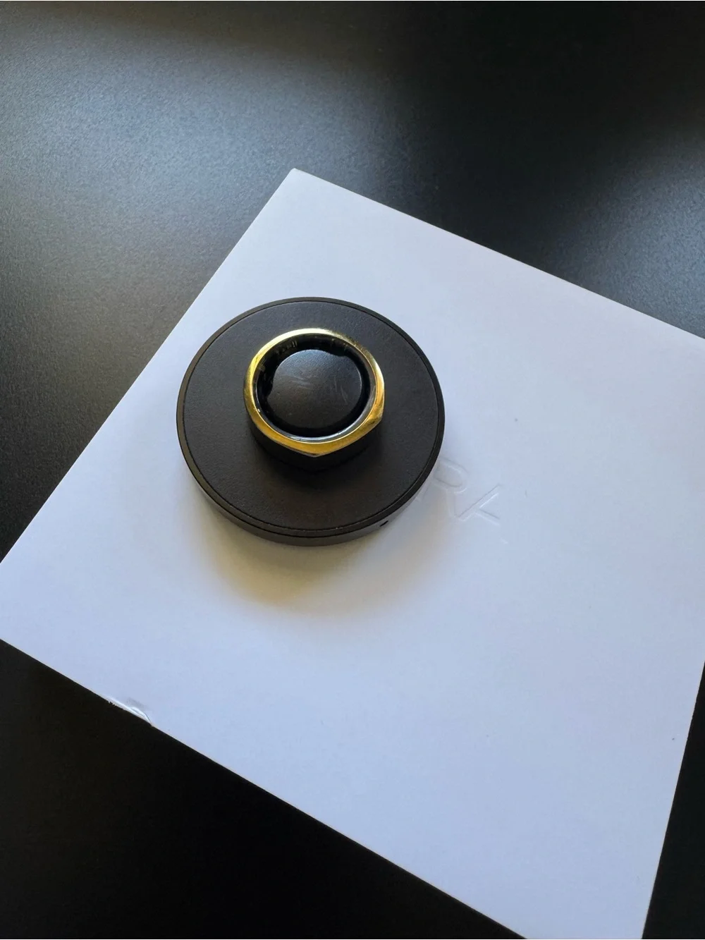 Oura ring Gen 3 Heritage ring size 8 gold (2-3 day battery life)